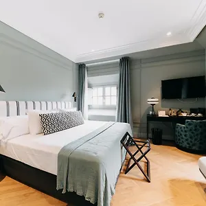 Отель Soho Boutique Colon