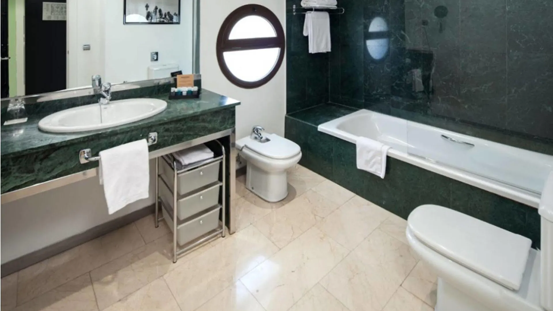 Mariposa Hotel Malaga