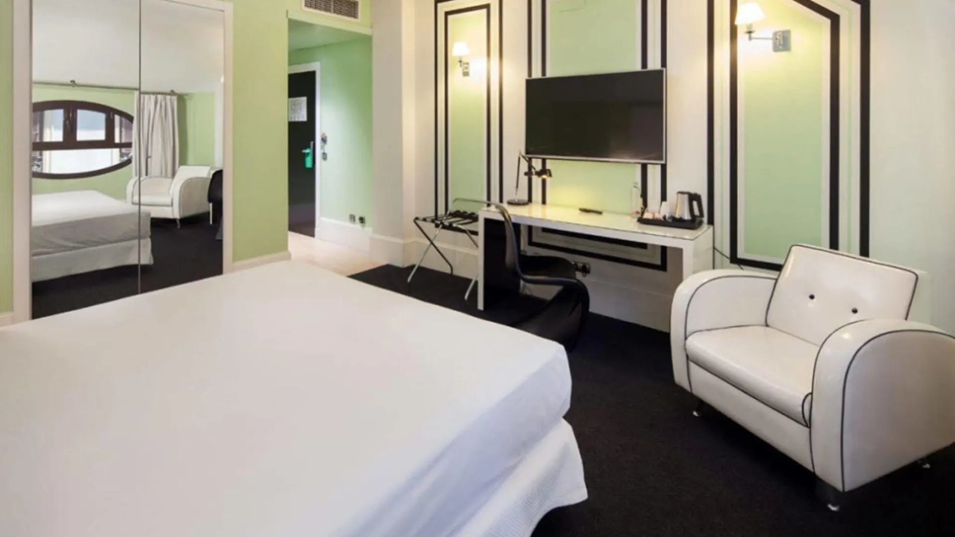 Mariposa Hotel Málaga 4*,